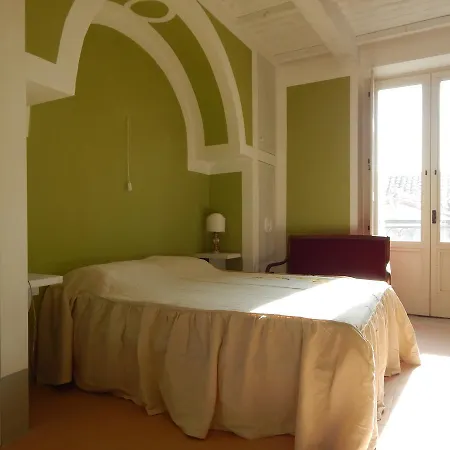 Castello Vichiano Bed & Breakfast