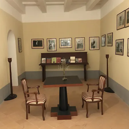 Castello Vichiano Bed & Breakfast