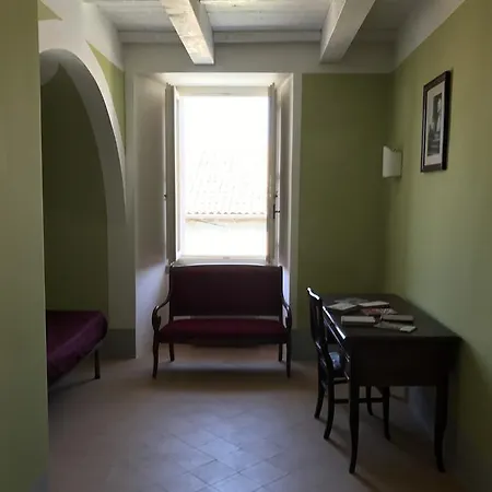 Castello Vichiano Bed & Breakfast 3*