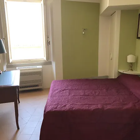 Castello Vichiano Bed & Breakfast Vatolla